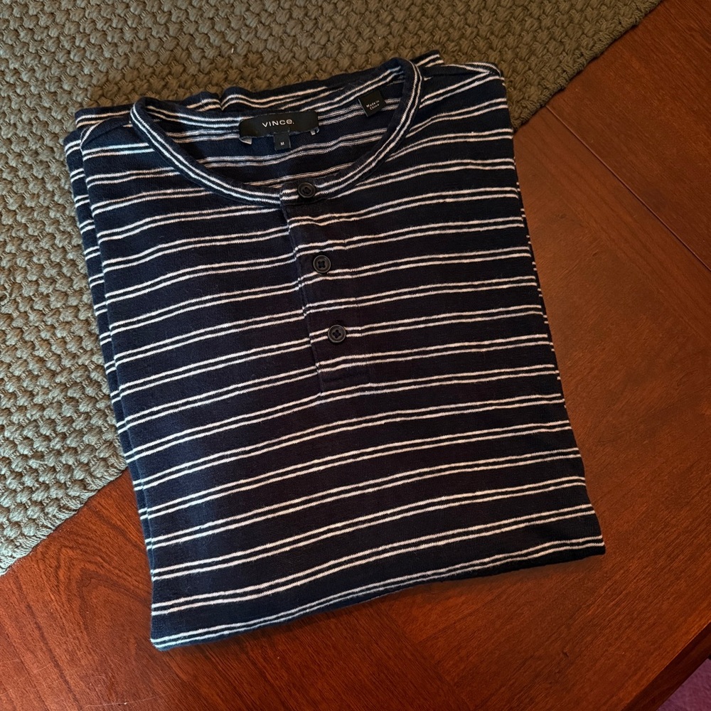 Vince Men's Navy and White Striped Linen Henley Tee